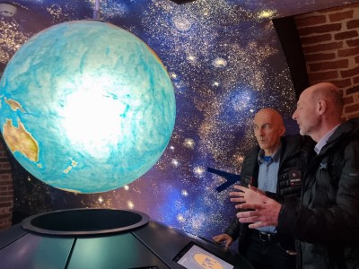 Click to zoom the picture.